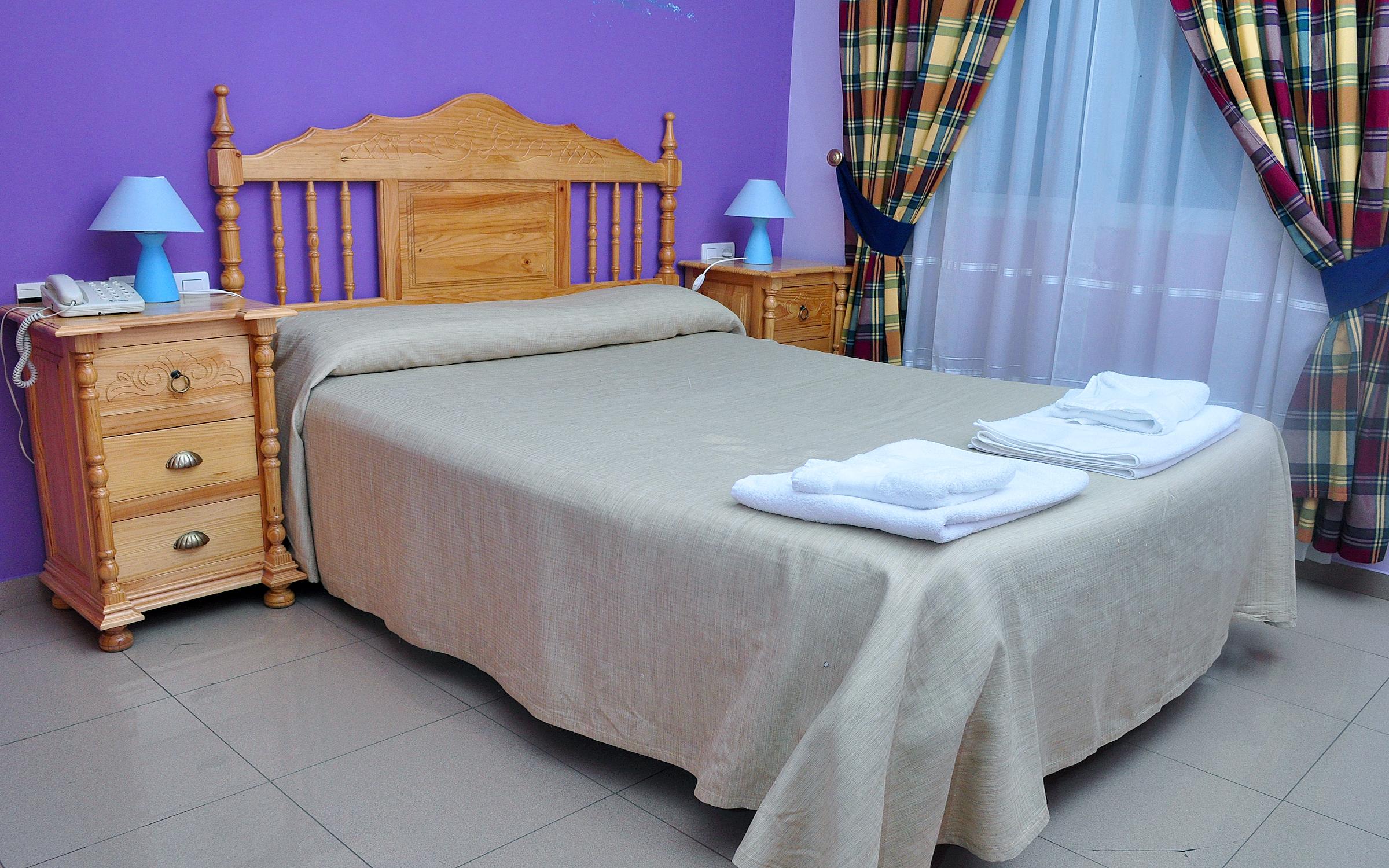 Hostal Valdepenas By Bossh Hotels Exterior photo
